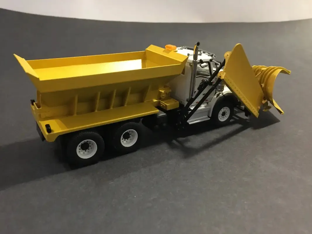 1/50 - Hopper Spreader 01 - Left or Right Side