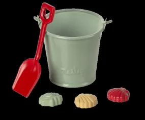 2021 Maileg Beach Set - Shovel, Bucket & Shells