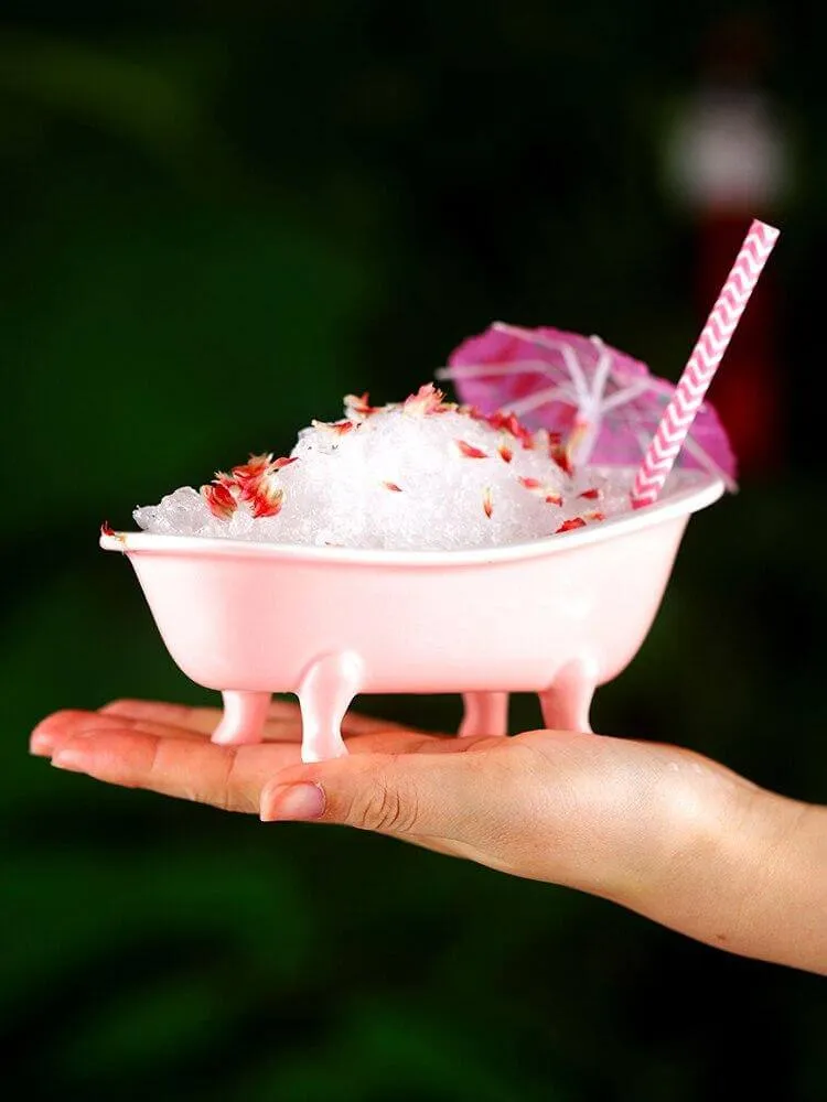 3D Realistic Bathtub Milkshake Cup