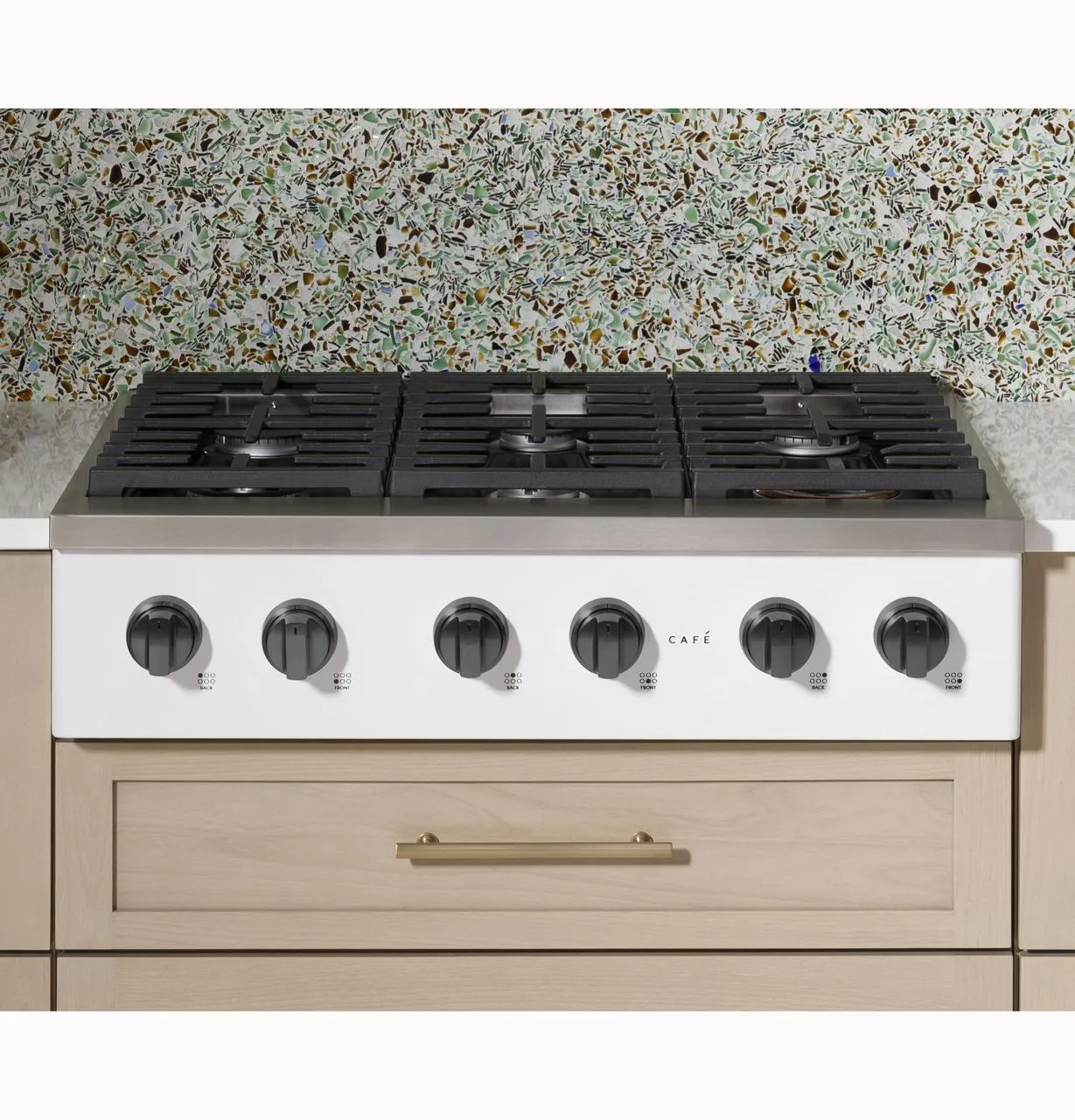 Cafe CGU366P3TD1 Caf(eback)™ 36" Commercial-Style Gas Rangetop with 6 Burners (Natural Gas)