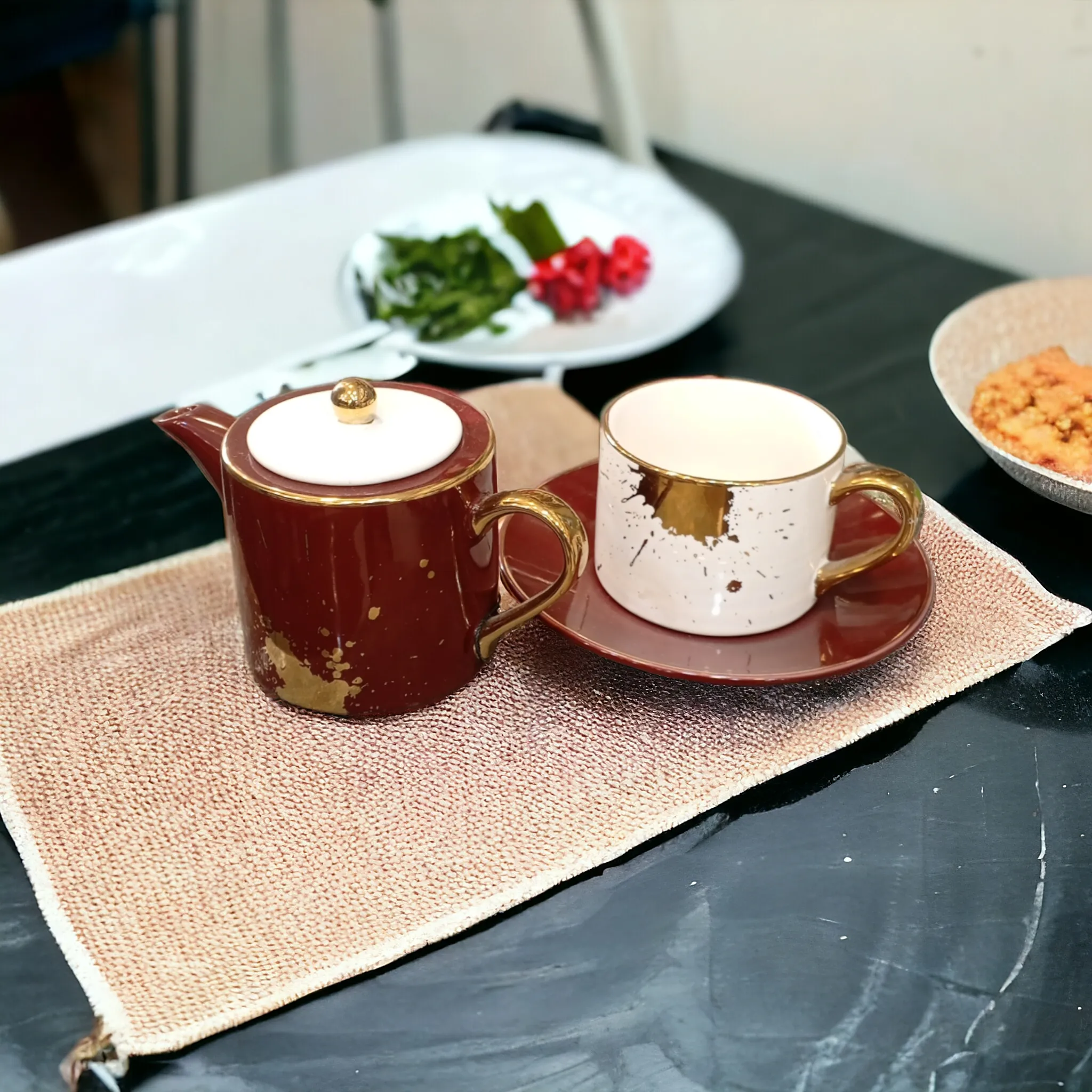 Ceramic Serving kettle with Mug