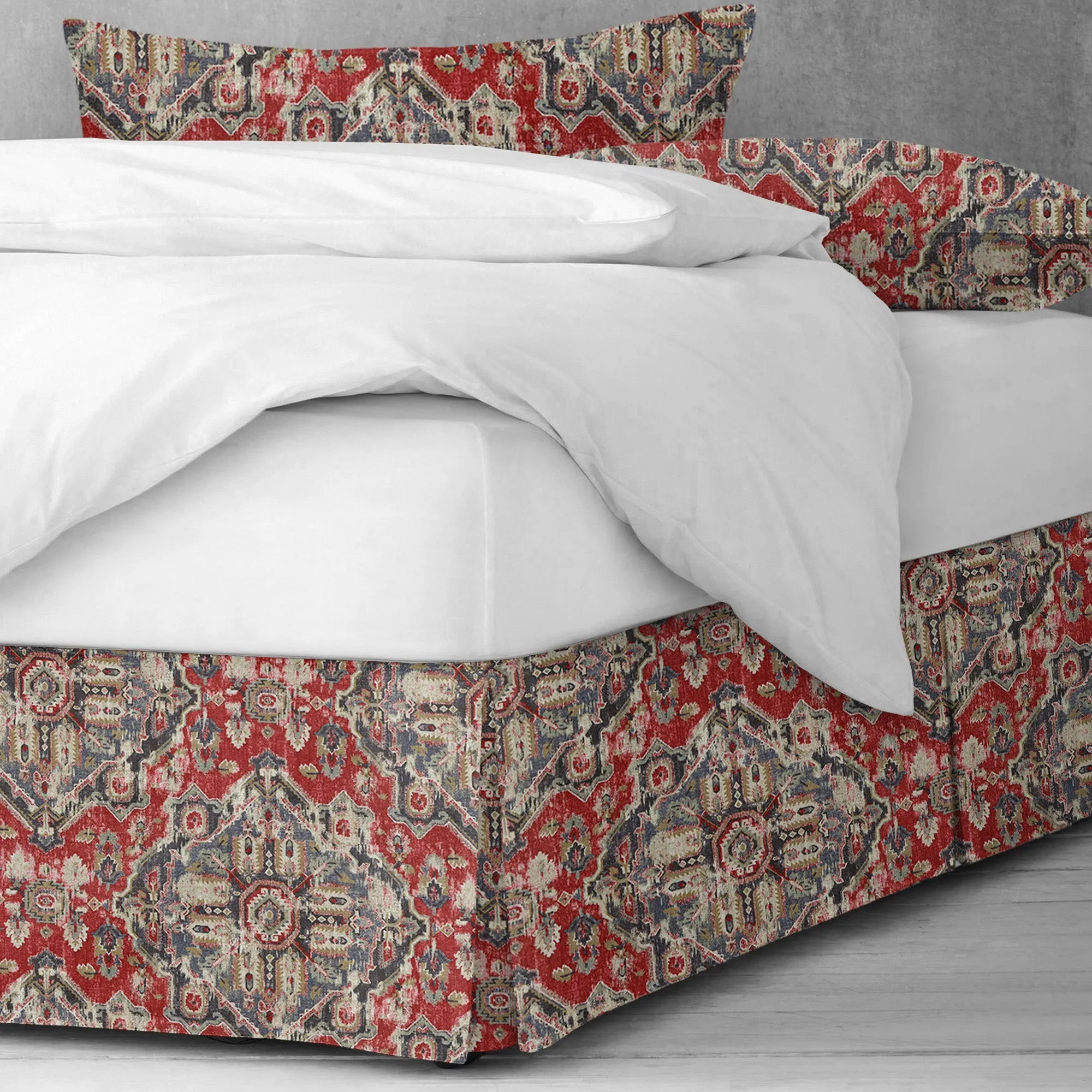 Charvelle Red/Blue Bedding