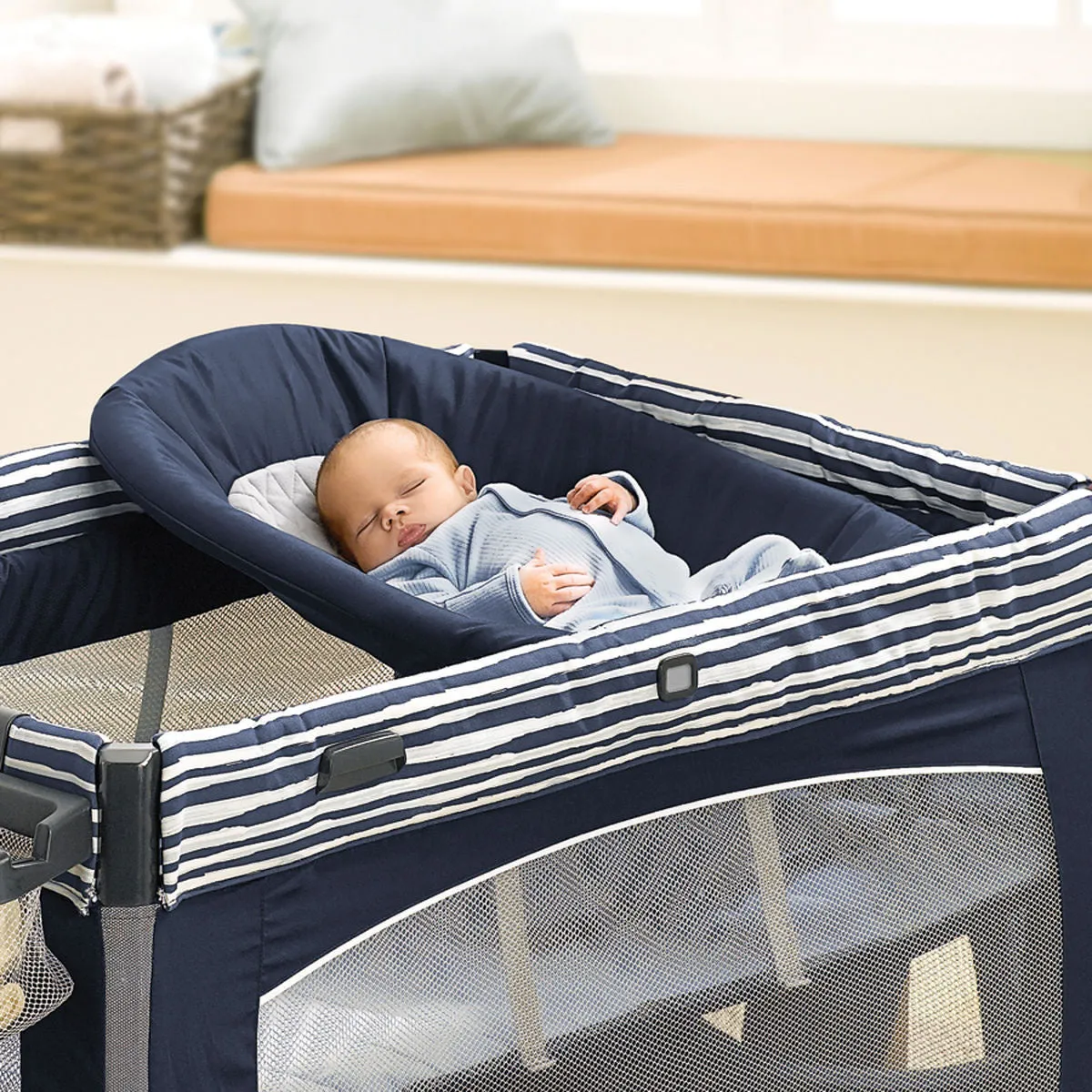 Chicco Lullaby Baby Playard - Empire