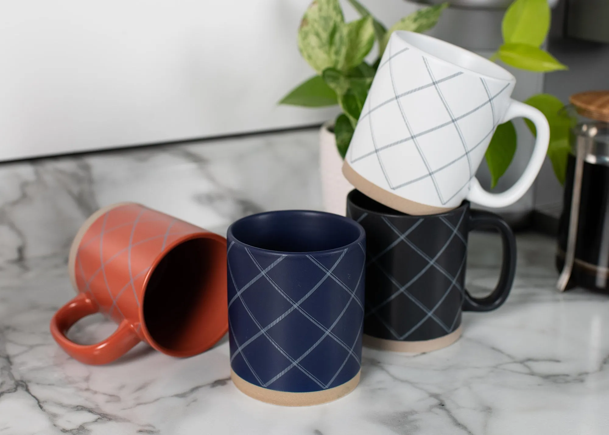 Elanze Designs Modern Plaid Raw Clay Bottom Colorful 13 ounce Ceramic Coffee Mugs Set of 4