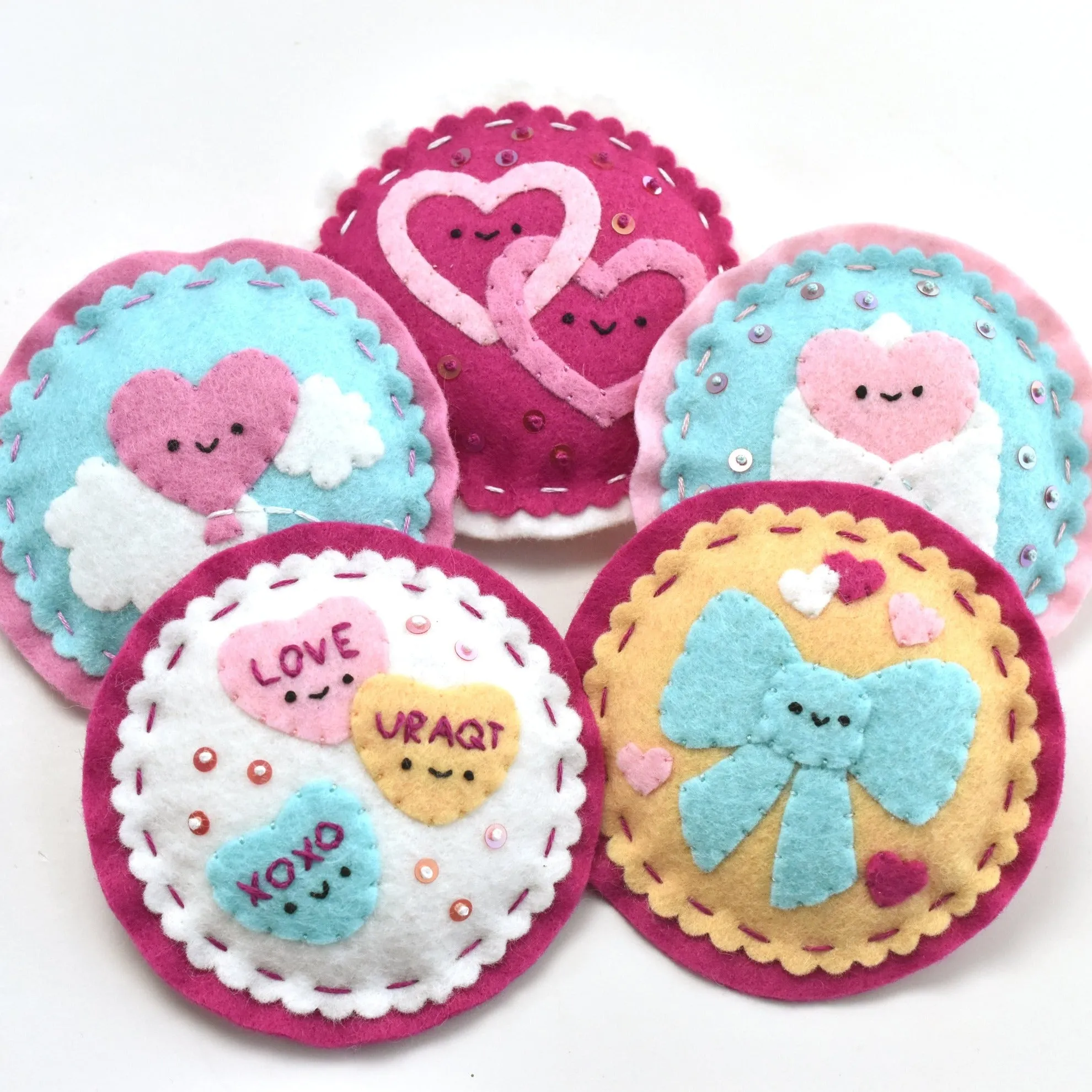 Hearts Day Felt Ornaments Pattern