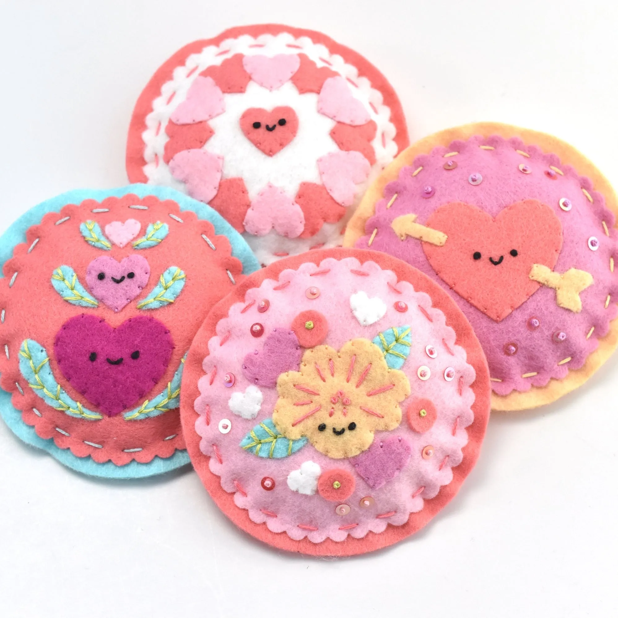 Hearts Day Felt Ornaments Pattern