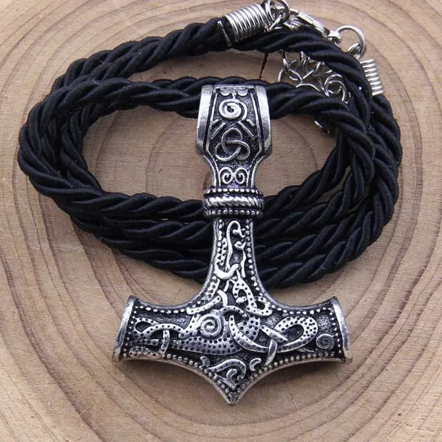 Metal Thor's Hammer Mjolnir Viking Amulet Pendant Necklace with Viking Box