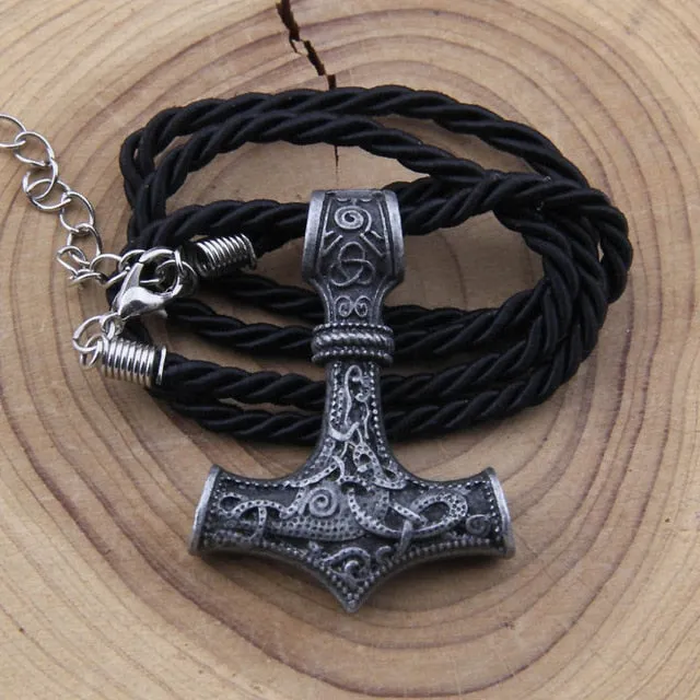 Metal Thor's Hammer Mjolnir Viking Amulet Pendant Necklace with Viking Box