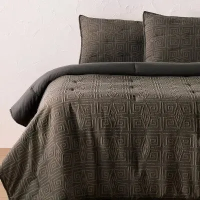 Open Box - Full/Queen Geo Quilt and Sham Set Dark Gray - Opalhouse designed with Jungalow