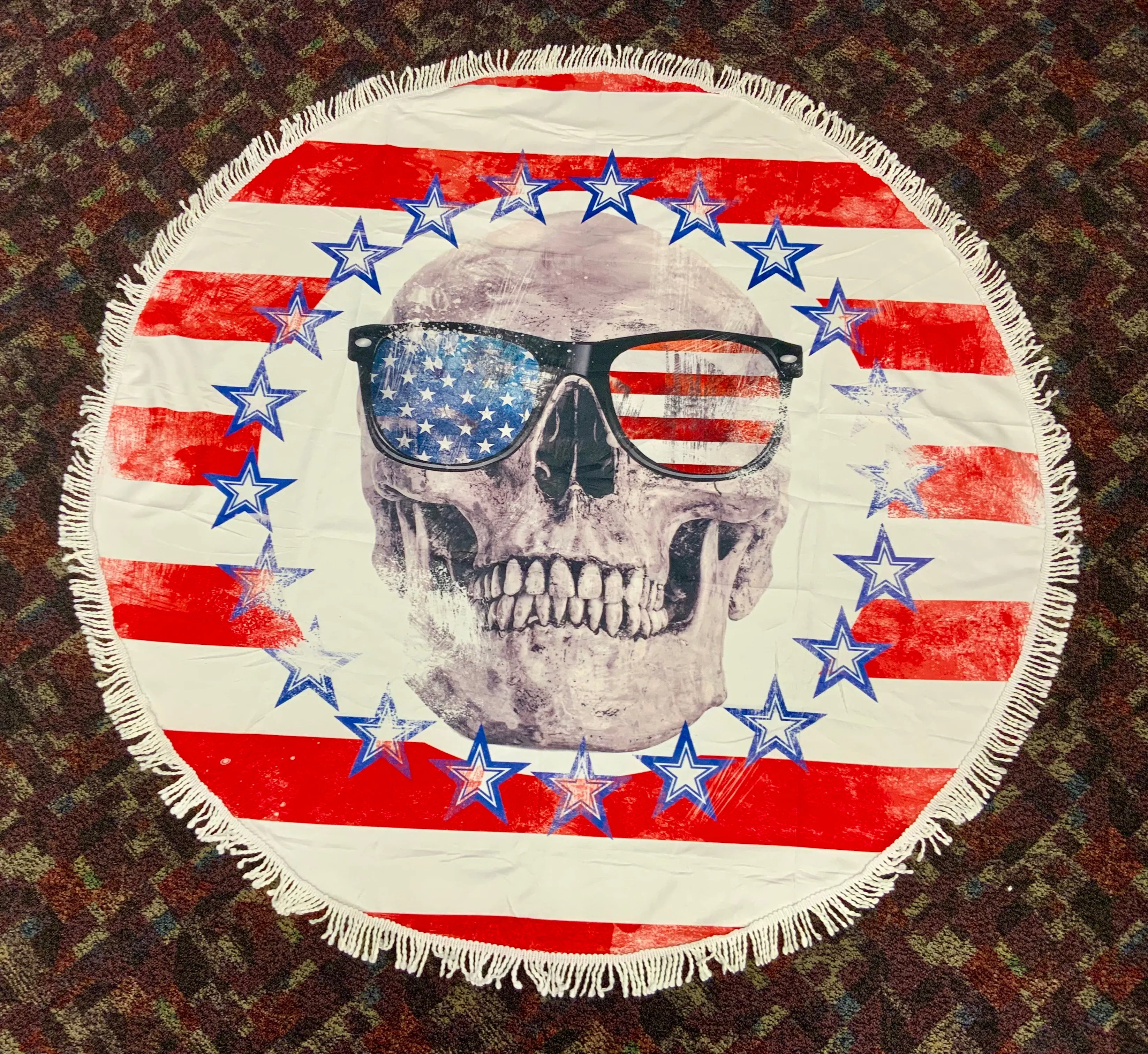 Patriotic Skull Round Beach Towels