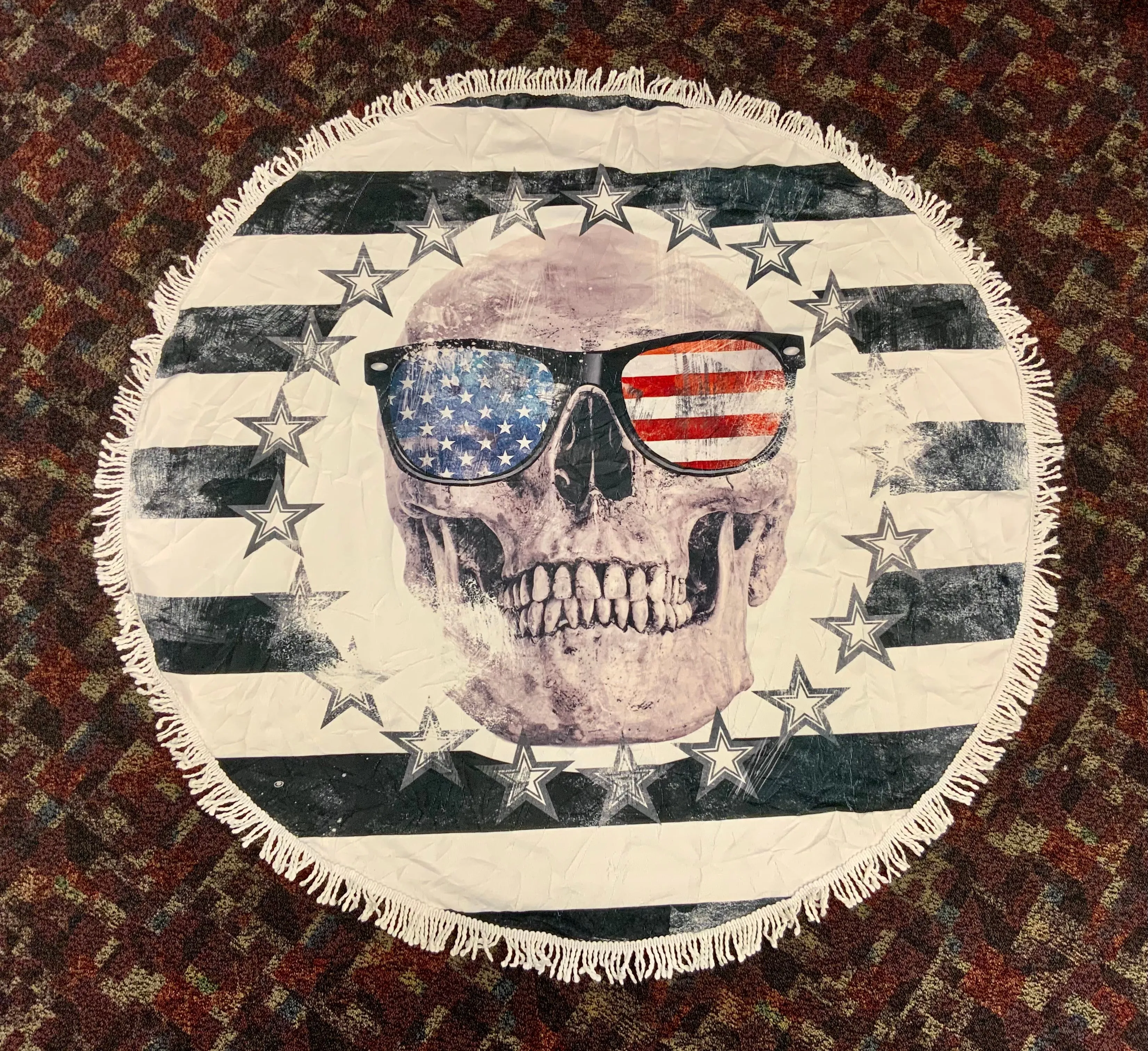 Patriotic Skull Round Beach Towels