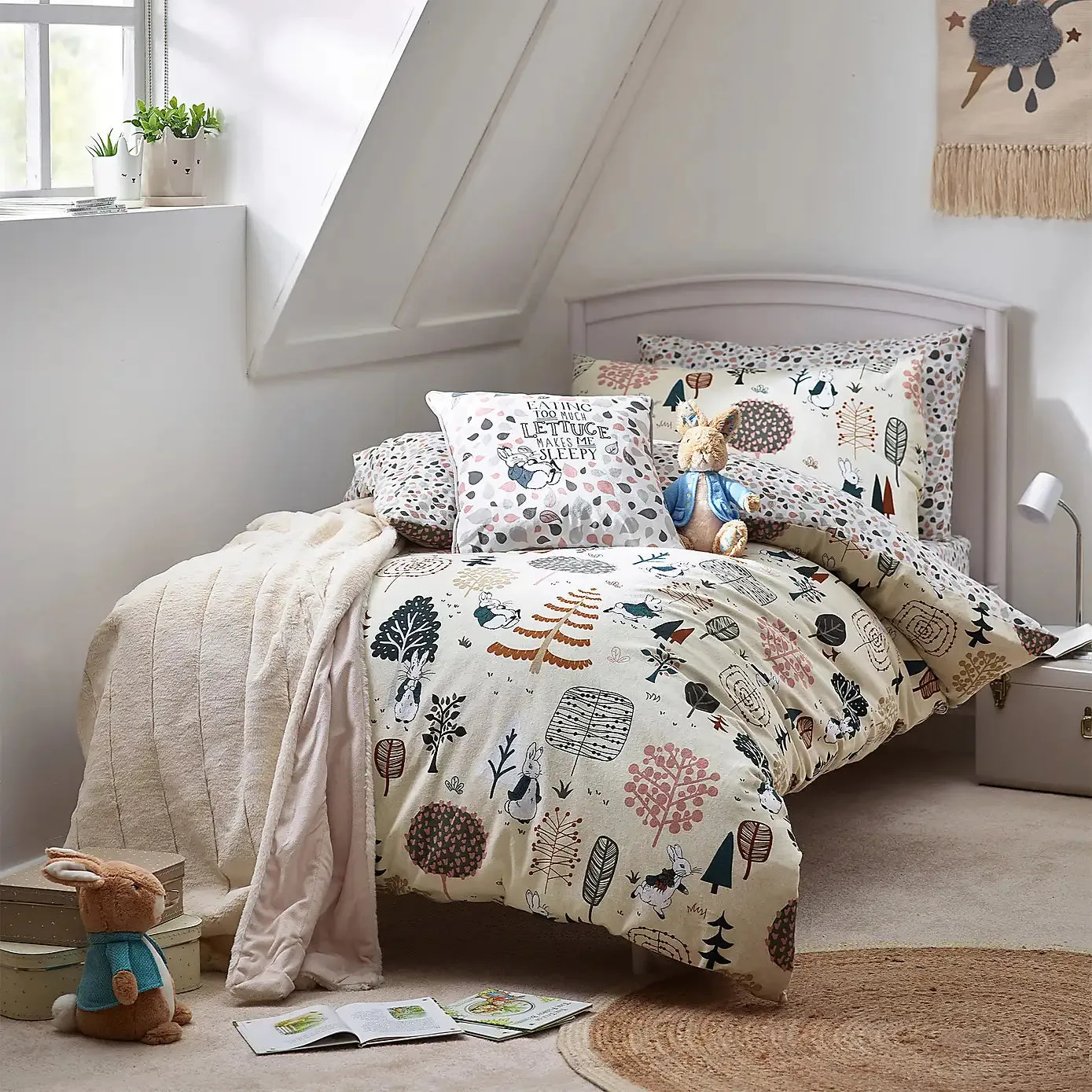 Peter Rabbit™ Scandi Woods Natural Fitted Sheet