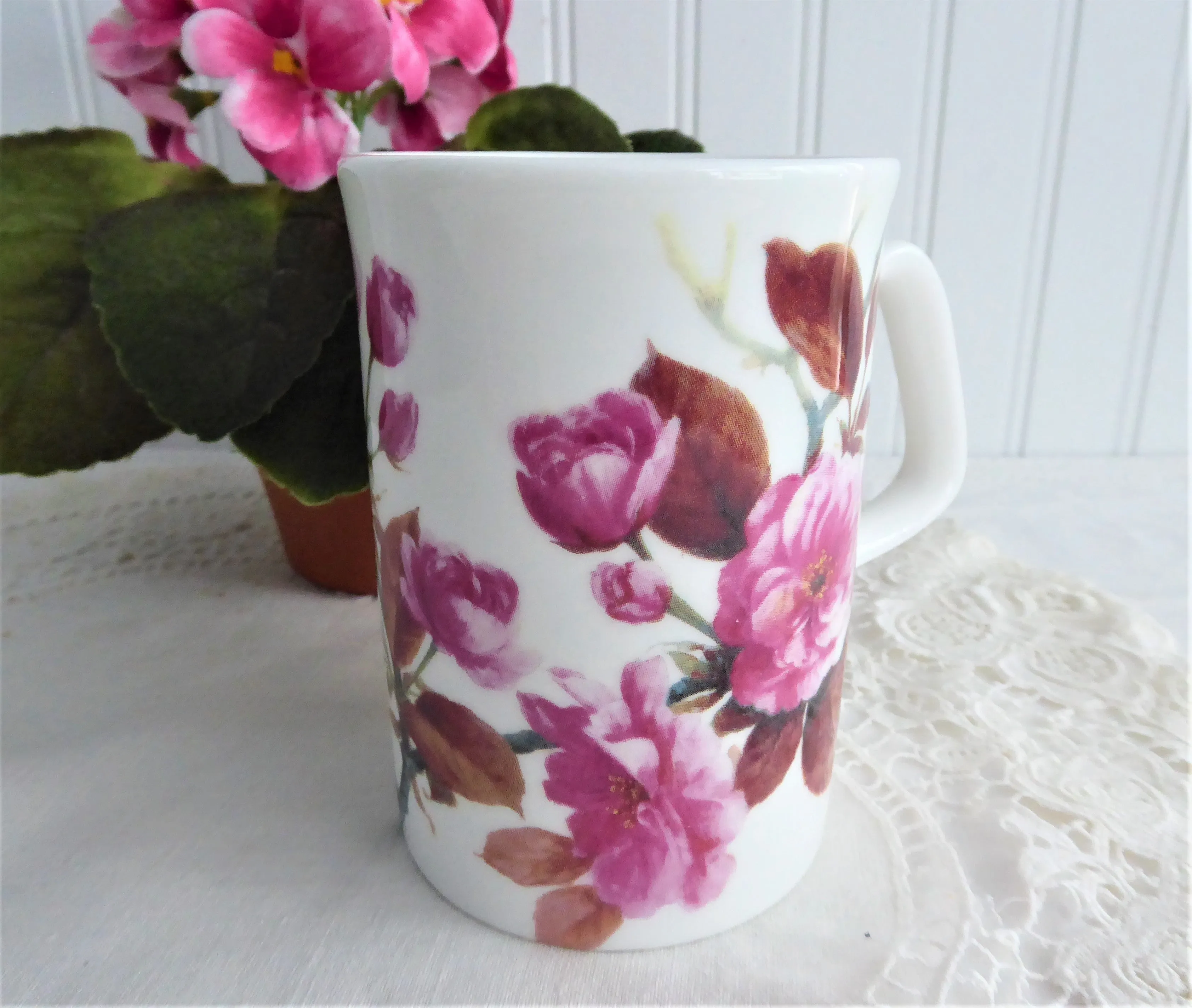 Pretty Pink Wild Roses Mug Roy Kirkham Cambridge Collection 1990s Bone China