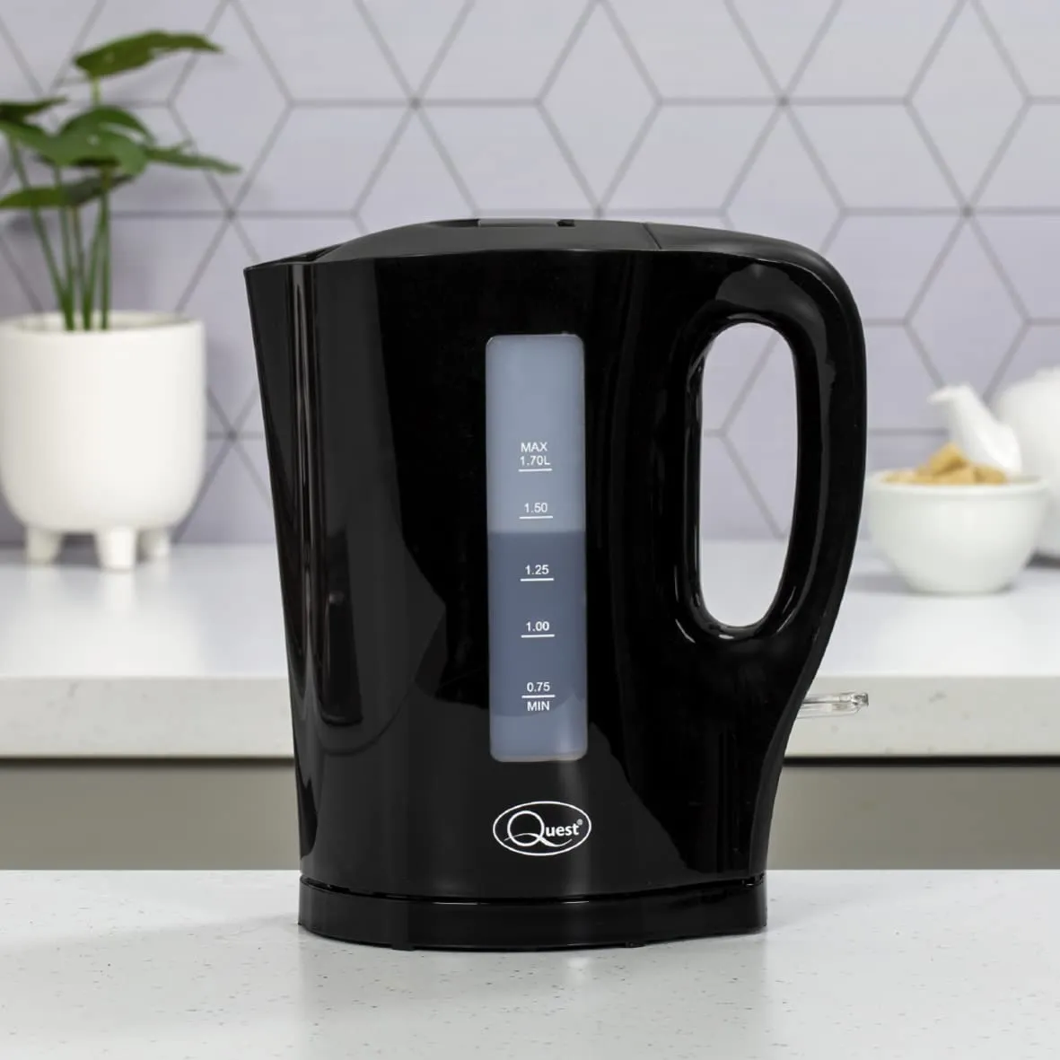 Quest 35109 1.7 Litre Electric Kettle/Black/Cord Storage/Water Level Indicator/BPA Free/Automatic Cut-Off/Student Essentials for University