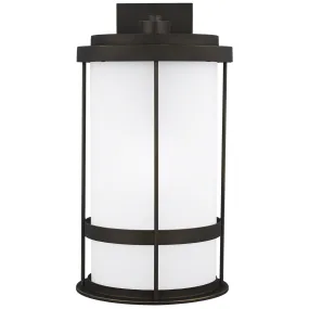 Sea Gull Lighting Wilburn Extra Large 1-Light Outdoor Wall Lantern