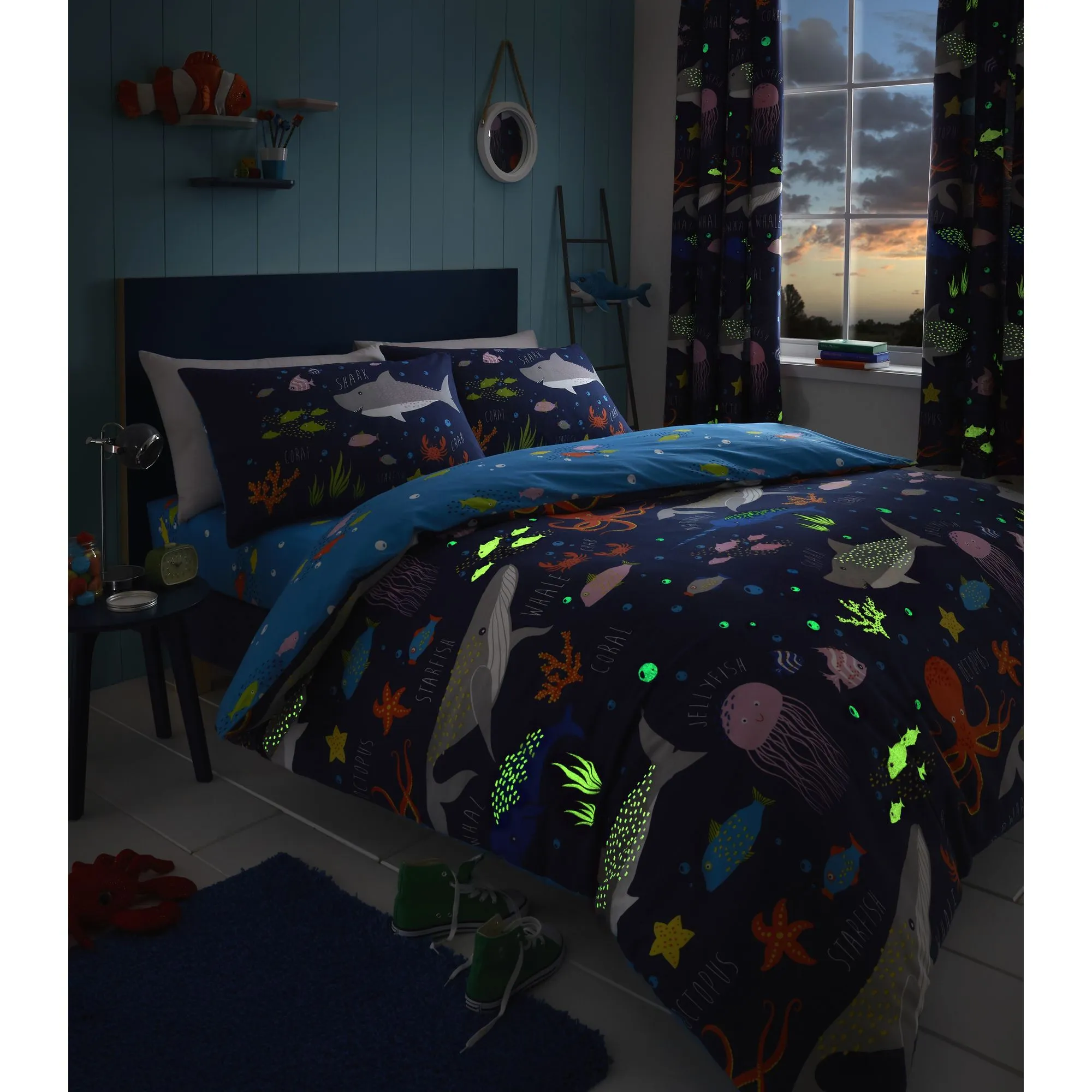 Sea Life Duvet Cover Set by Bedlam in Multicolour