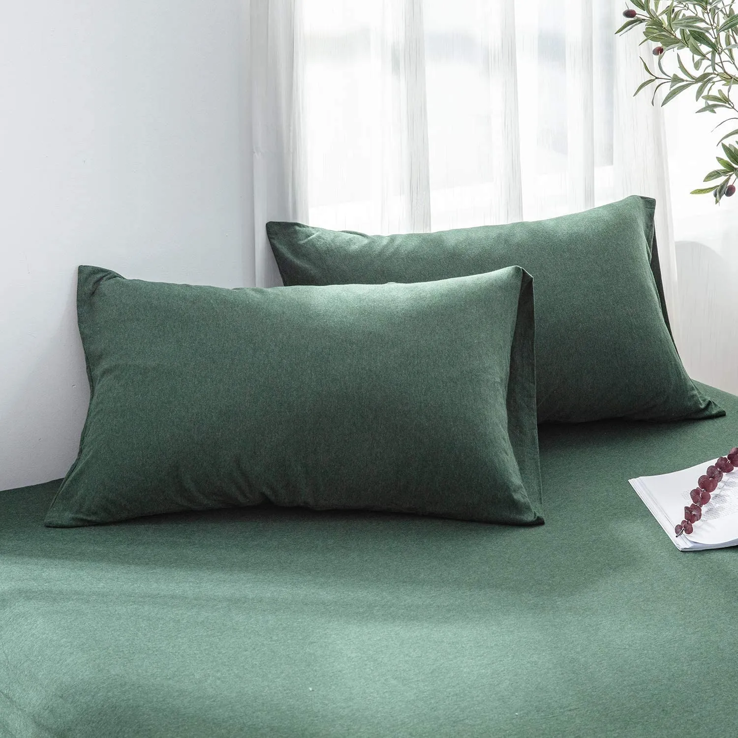 The Loft Green Fitted Sheet Set