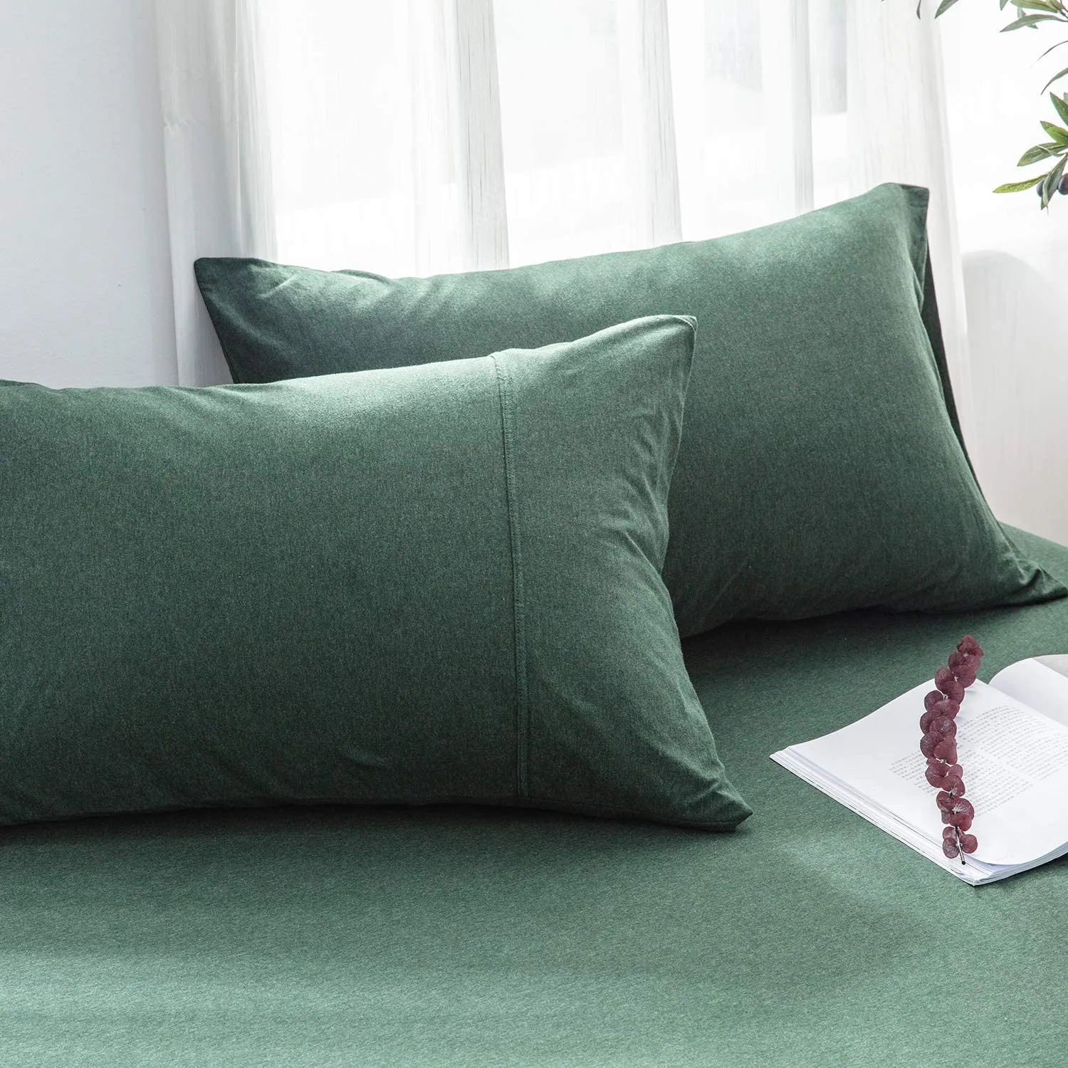 The Loft Green Pillow Case Set