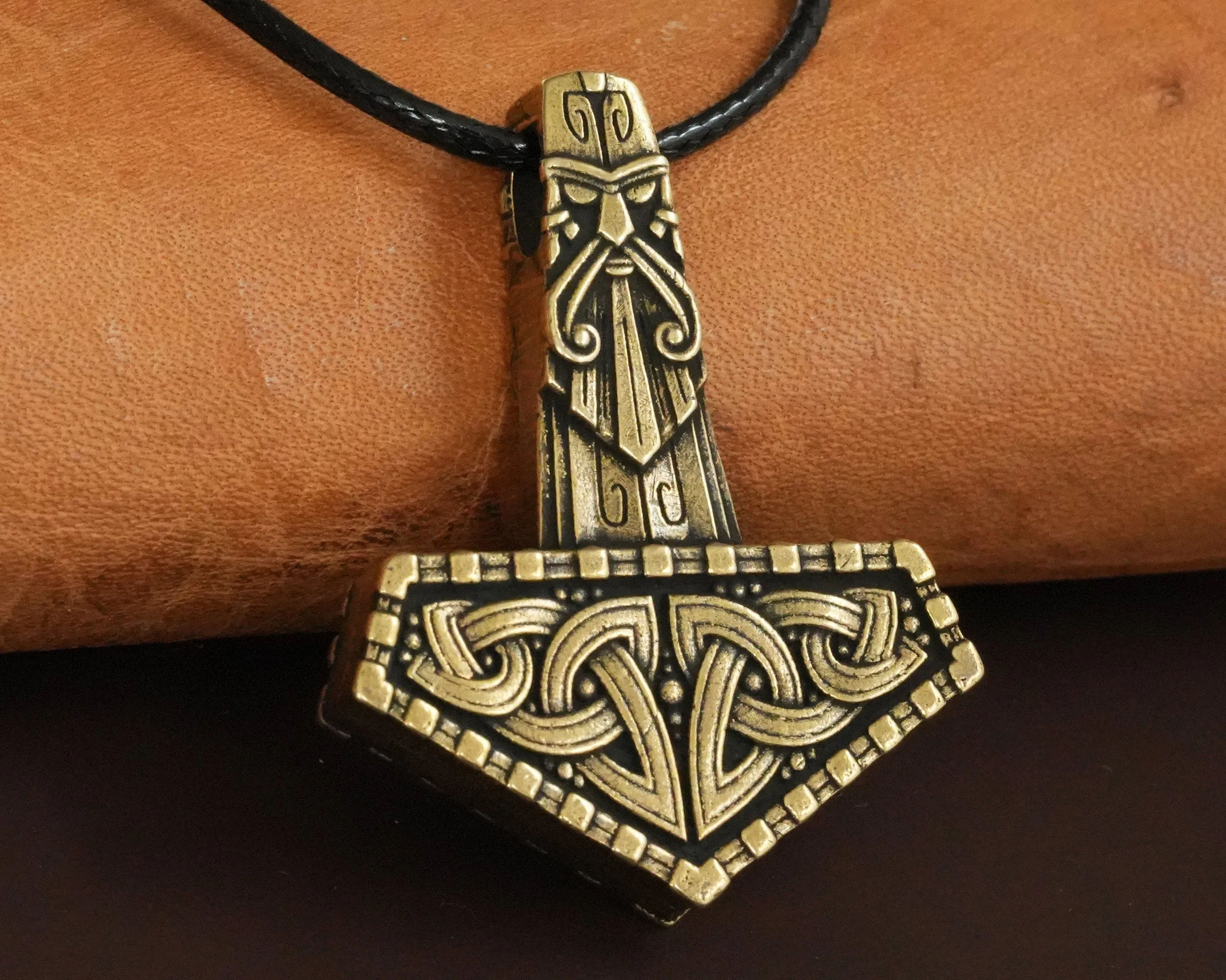 Thor's Viking Celtic Knot Knotwork Thors Hammer Necklace Pendant - Mjölnir Viking Norse God Thor Hammer Pendant Viking Jewelry Gifts for Men