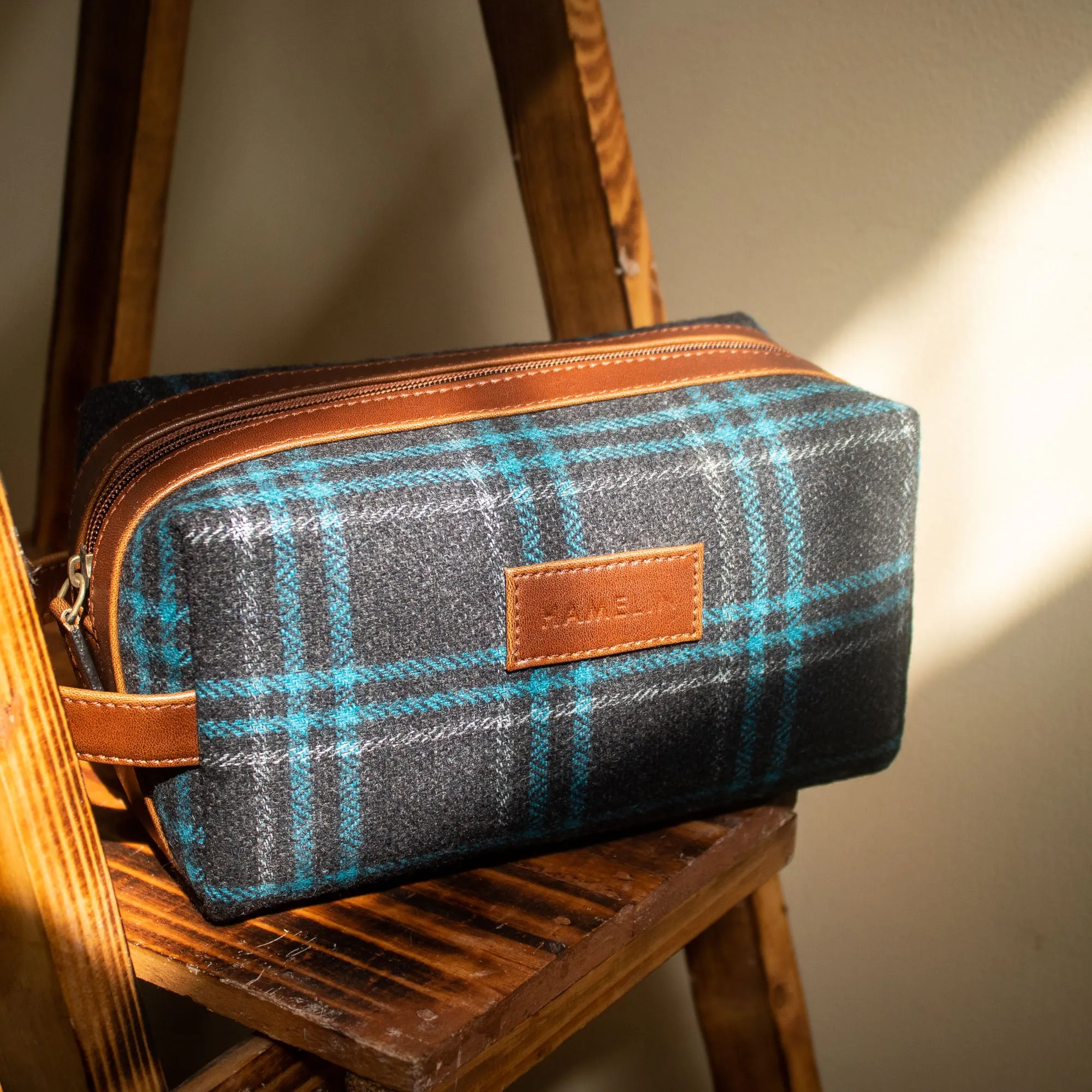 Tweed DOPP Kit for Men (Blue Tartan Twill)