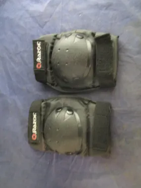 Used Razor Knee Pads Youth Size Medium