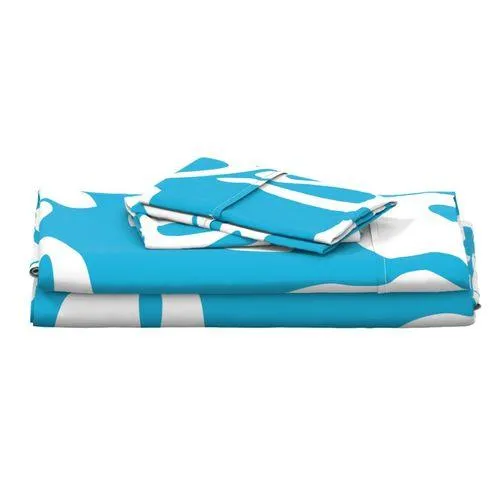 White Hawaiian Flowers on Aqua Ocean Blue Sheet Set from Surfer Bedding™️ Large Scale